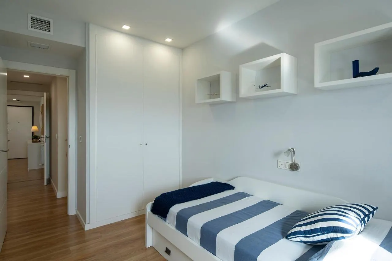 Acogedor apartamento con piscina. Granada