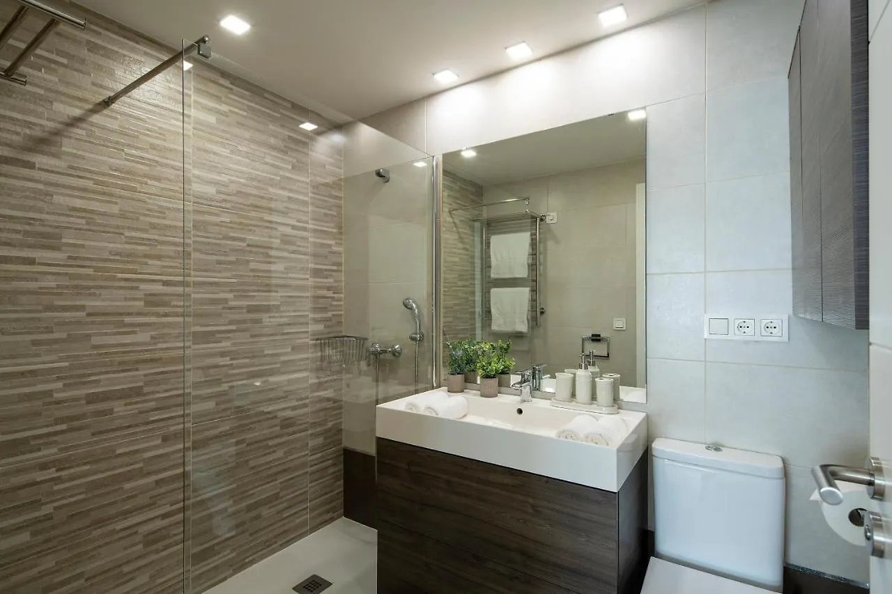 Acogedor apartamento con piscina. Granada