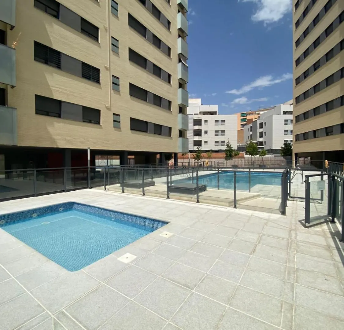 Acogedor apartamento con piscina. Granada